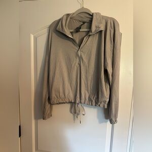 Vuori Tan Cropped Half Zip Size L